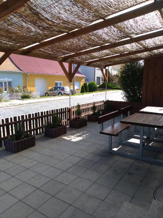 Apartmán U Sudu Kobylí Exteriér fotografie